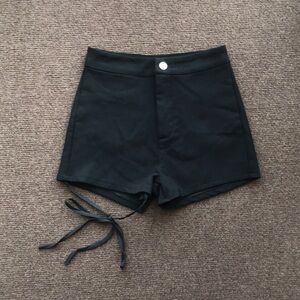 Chic Black High Waist Women's Shorts